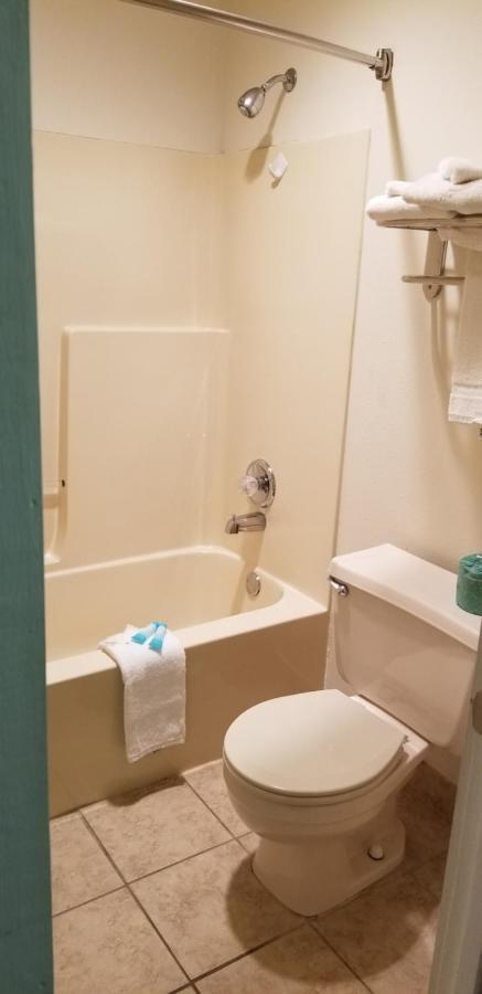 מאונטיין ויו The Parkwood Inn & Suites מראה חיצוני תמונה