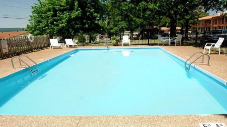 מאונטיין ויו The Parkwood Inn & Suites מראה חיצוני תמונה
